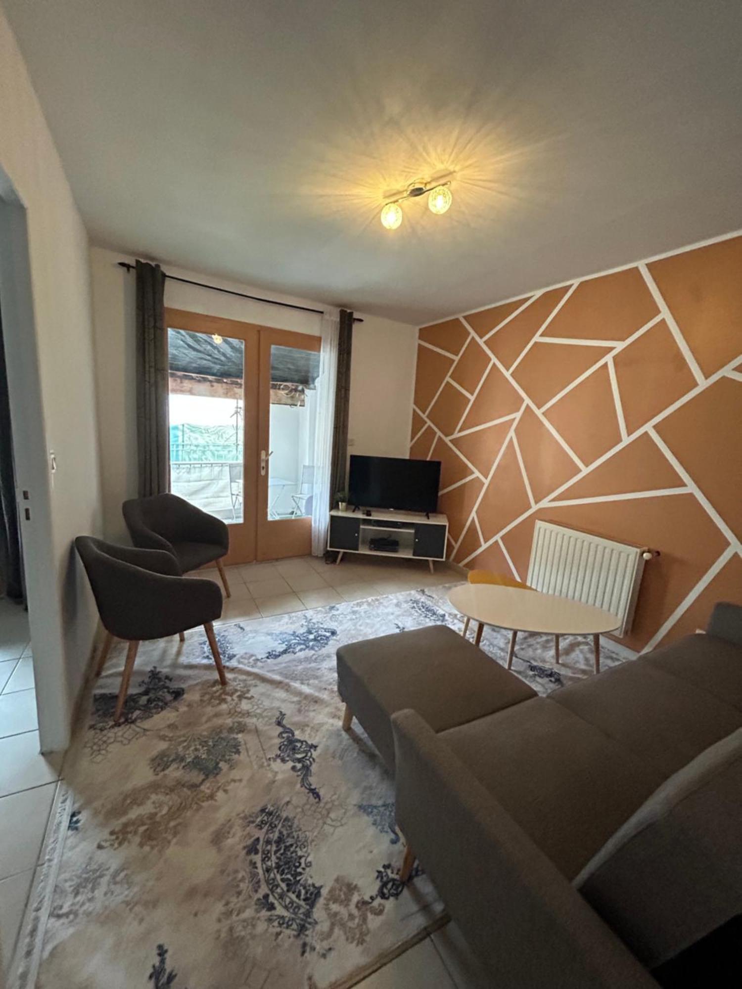 Charmant Appartement 2 Ch Nyons-Centre Ville Екстер'єр фото